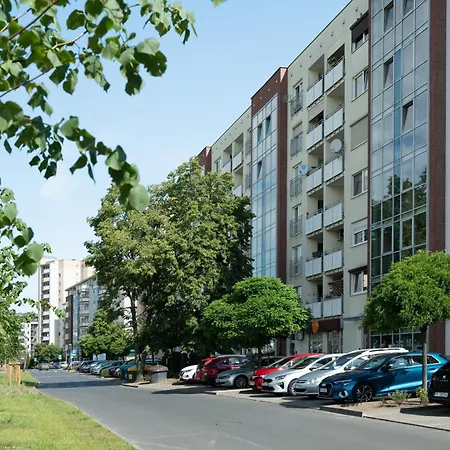 Posnania Parking By Impero アパート *